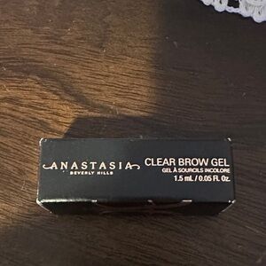 Anastasia Beverly Hills Clear Brow Gel Box